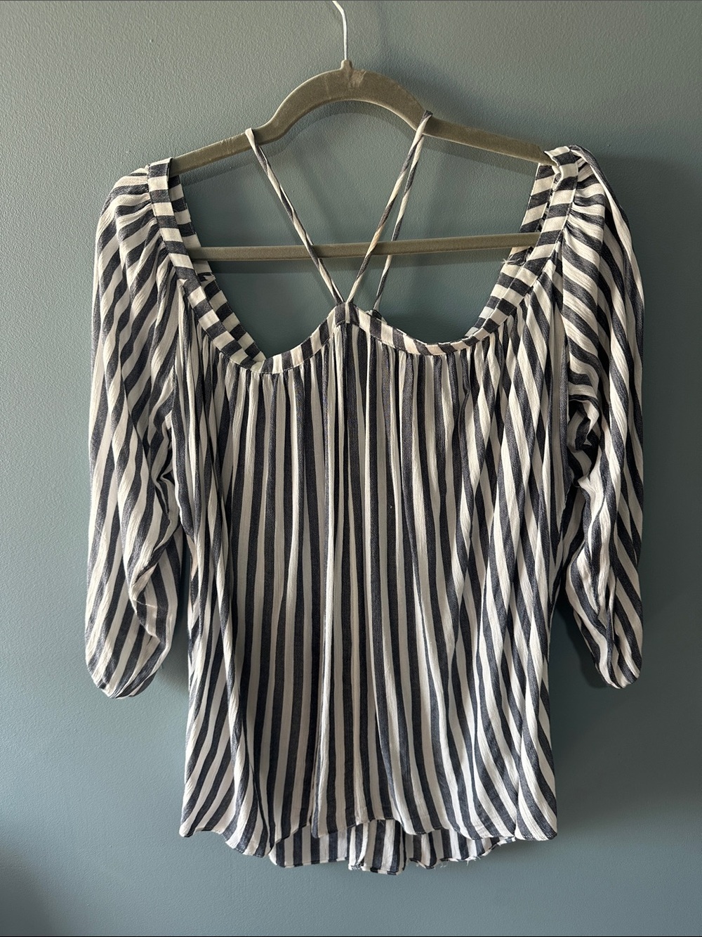 Vici Striped Off-Shoulder Womens Blouse in Black & White
